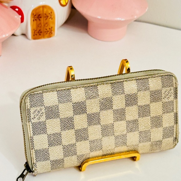 Louis Vuitton white Damier zippy wallet - Picture 5 of 13